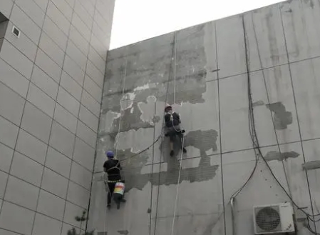 梨树楼顶漏水维修公司分享下梨树外墙防水的注意事项